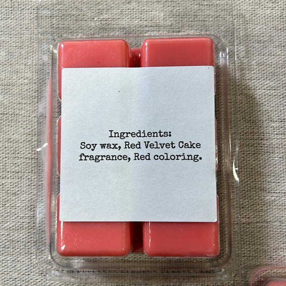 RED VELVET CAKE Wax  Melts- bundle of 3 Red-Velvet Cake - Picture 3 of 3